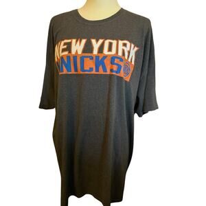 Majestic New York Knicks NBA Kristaps Porzingis #6 Graphic Tee, Gray, Size 2XL